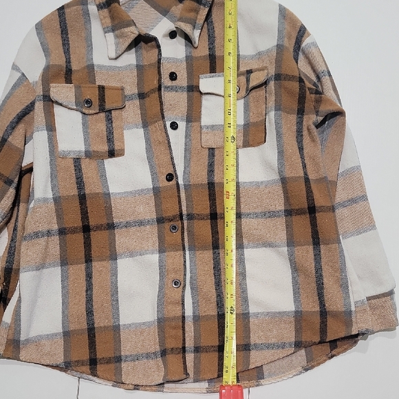 Plaid Button-Up Shirt - Picture 3 of 5